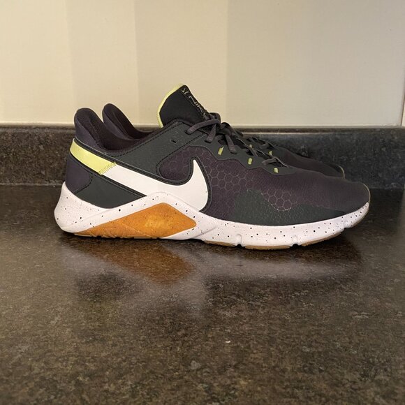Nike Legend Essential 2 'Iron Grey Limelight' - Size 10.5 - Picture 2 of 8